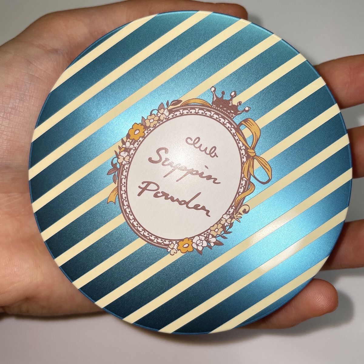 すっぴんパウダーB シトラスミントの香り/クラブ/プレストパウダーを使ったクチコミ（2枚目）