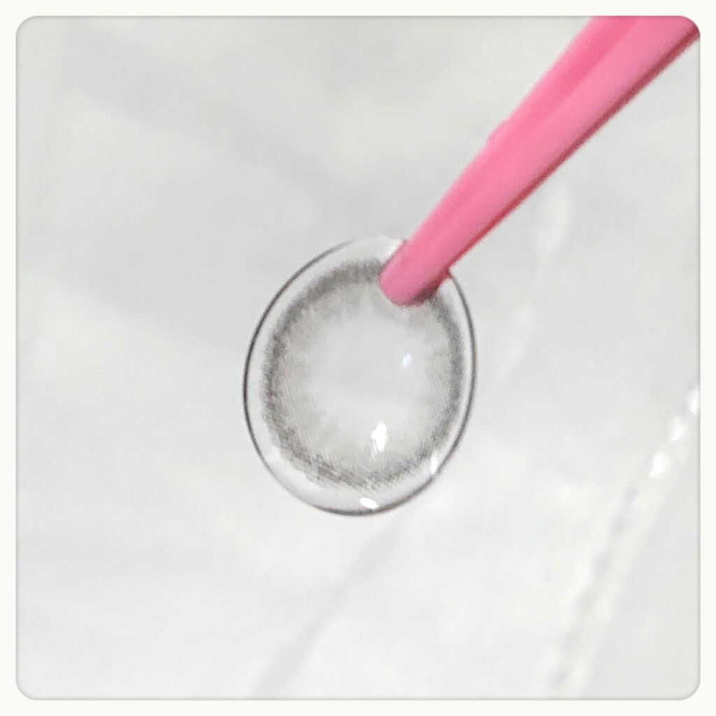 ViVi Ring 1Month グレー/OLENS/カラーコンタクトレンズを使ったクチコミ（3枚目）