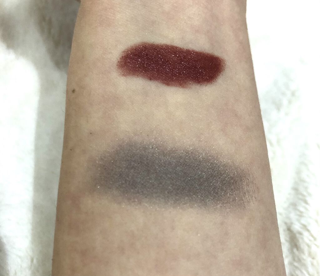 セルヴォーク ヴォランタリー アイズ 03 シルバーグレー/Celvoke/単色アイシャドウを使ったクチコミ（2枚目）