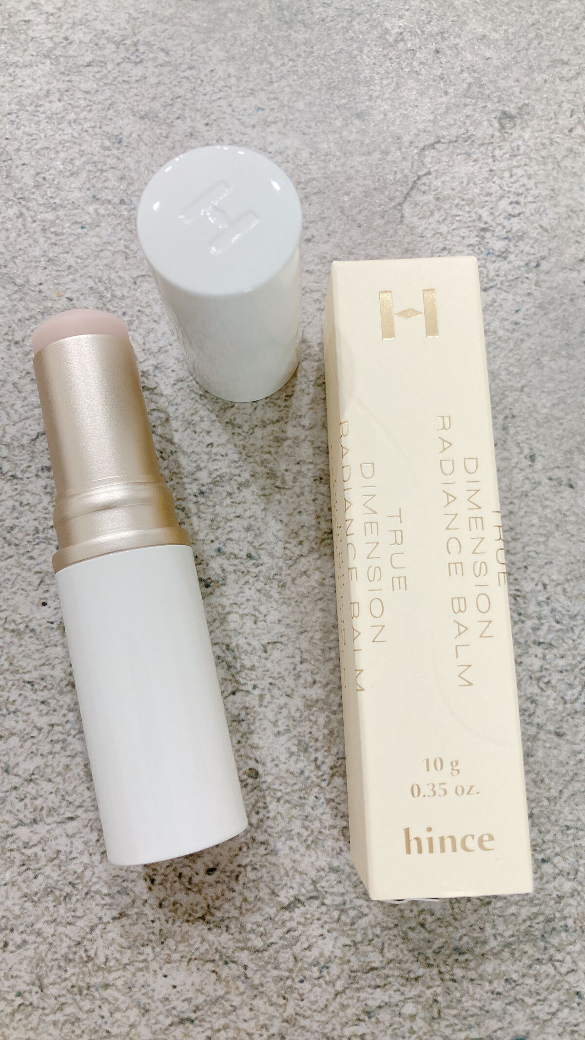 トゥルーディメンションラディアンスバーム/hince/スティックハイライトを使ったクチコミ（1枚目）