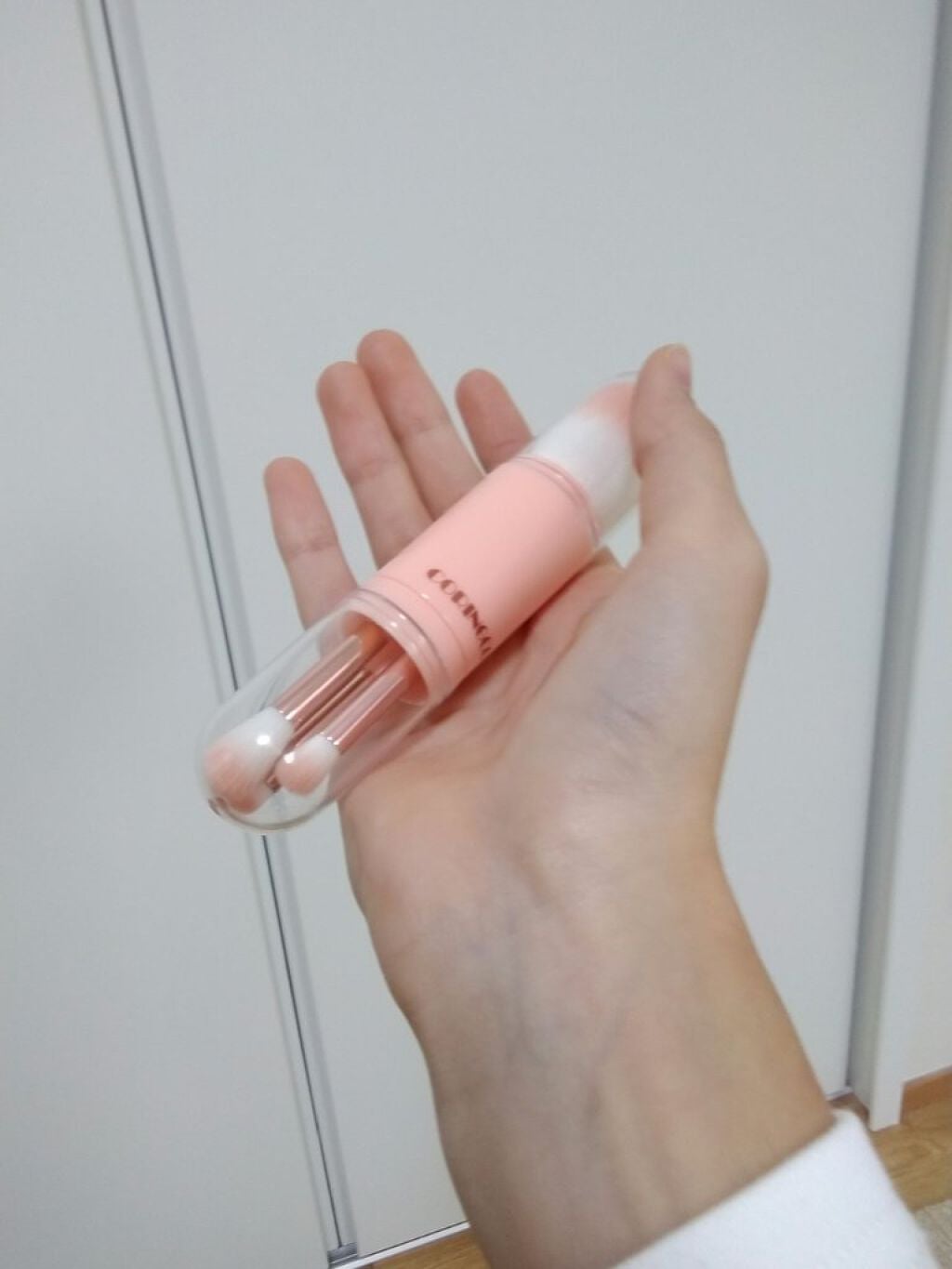 4in1 コットンキャンディーカプセルブラシ/CORINGCO/メイクブラシを使ったクチコミ(2枚目)