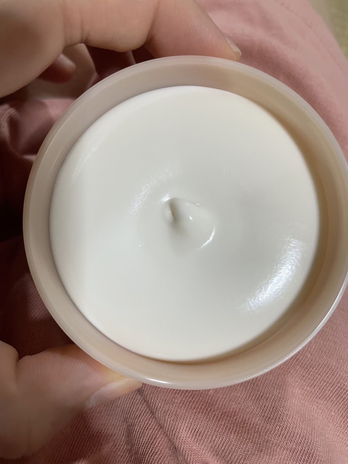 THE BODY SHOP ボディバタートリオのクチコミ「 #おうちエステ 
【使った商品】
THE BODY SHOPボディバター シアボディバタート.....」（3枚目）