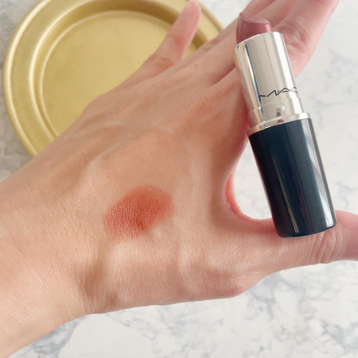 ラスターガラス リップスティック/M・A・C/口紅を使ったクチコミ（3枚目）