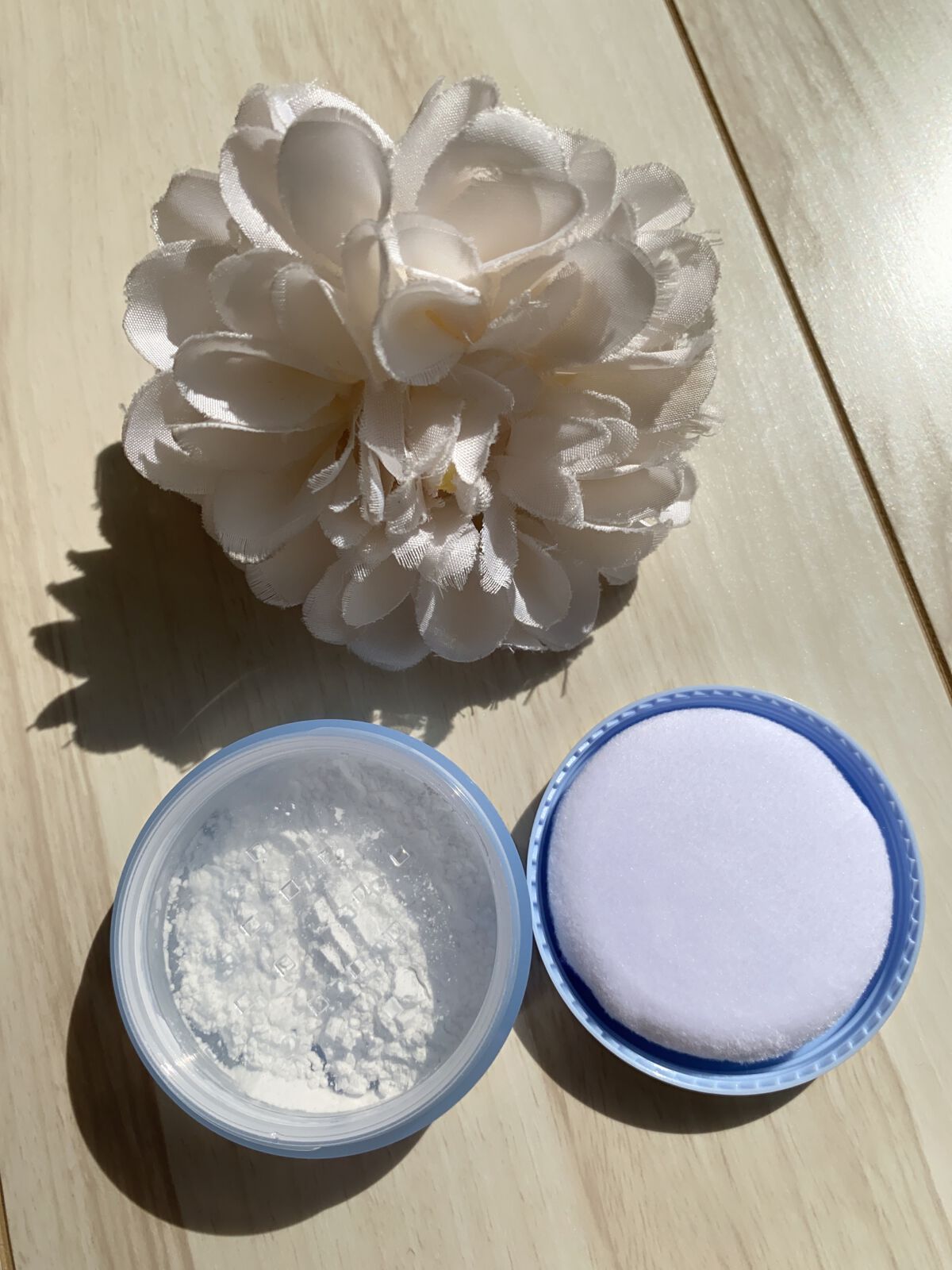 ヨレンパウダー さらポアカバー/muice/ルースパウダーを使ったクチコミ(2枚目)