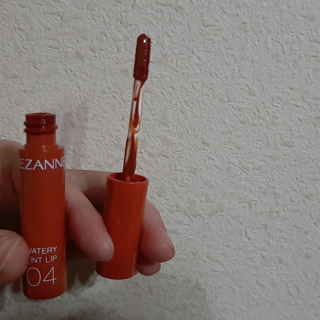 ウォータリーティントリップ 04 キャメルオレンジ/CEZANNE/リップティントを使ったクチコミ（2枚目）