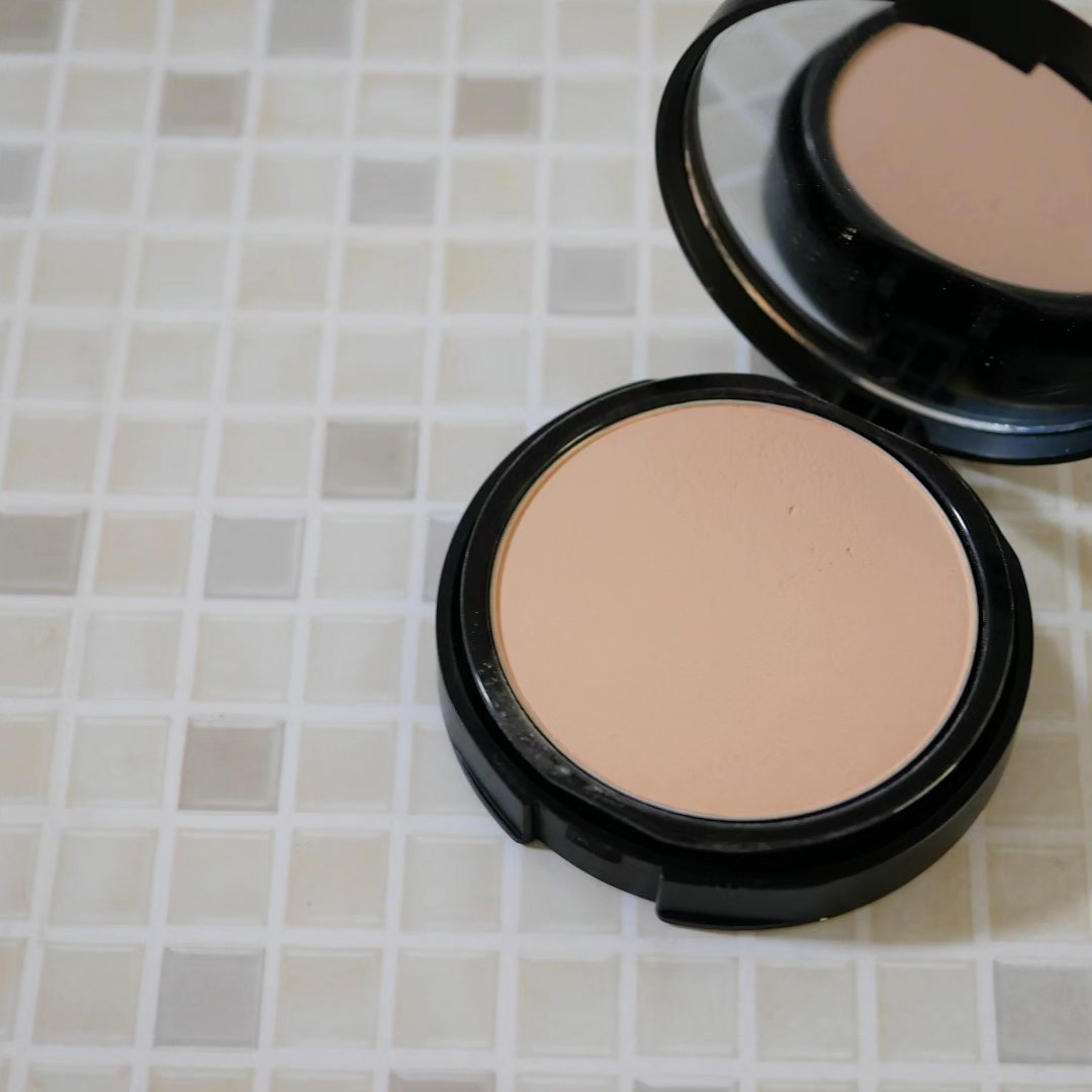 ベアプロ 16HR パウダー ファンデーション/bareMinerals/パウダーファンデーションを使ったクチコミ（2枚目）