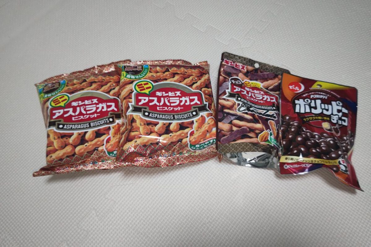 Blooming Kitty ハイライトスティック/DAISO/スティックハイライトを使ったクチコミ(3枚目)