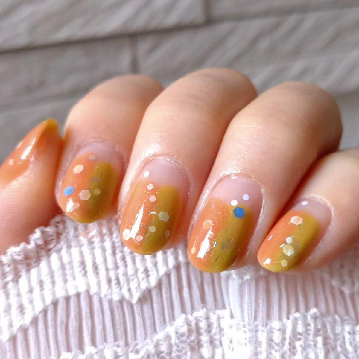 ミルクティ on LIPS 「✴✴#カクテル風ネイル🍹✴パラドゥミニネイル(@parado_..」(3枚目)