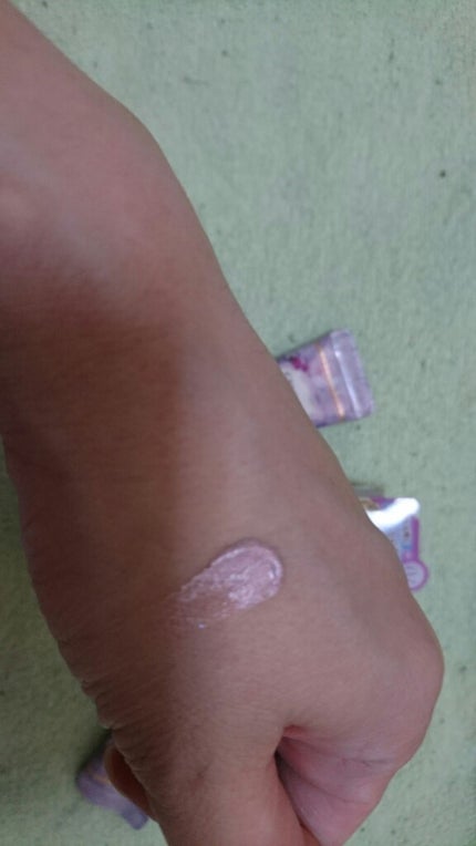 ウィンクグロウアイズ/キャンメイク/ジェル・クリームアイシャドウを使ったクチコミ(4枚目)