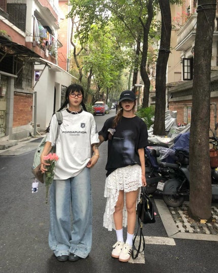 ひとみ on LIPS 「親友と会うんだよ。#コーデ#韓国ファッション#韓国雑貨#韓国コ..」(2枚目)