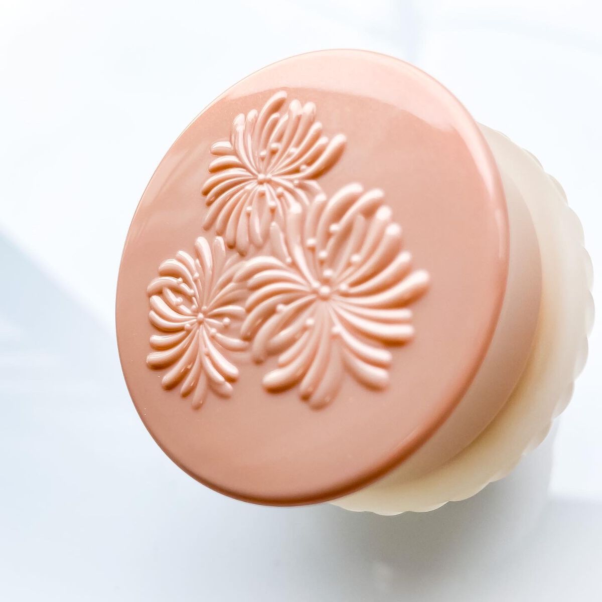 フォンダン クリーム ファンデーション/PAUL & JOE BEAUTE/クリーム・エマルジョンファンデーションを使ったクチコミ（1枚目）