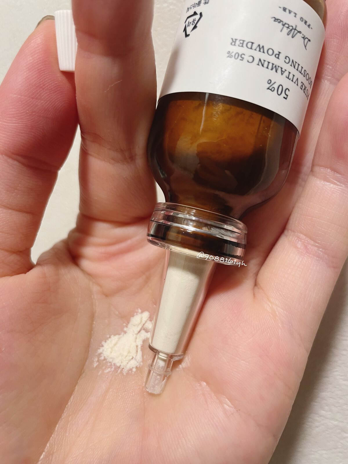 ピュアビタミンC 50% ブースティングパウダー/Dr.Althea/フェイスパウダーを使ったクチコミ(2枚目)