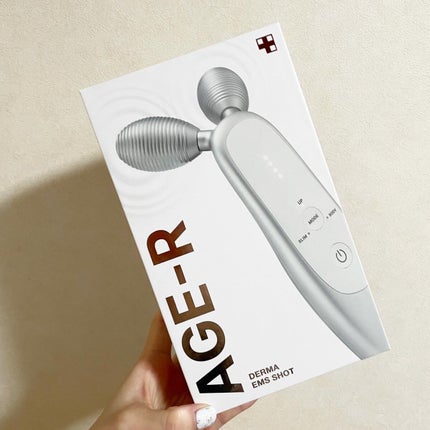 natsumi on LIPS 「.medicubeAGE-R.肌の奥の表情筋までケアできる中周..」(5枚目)