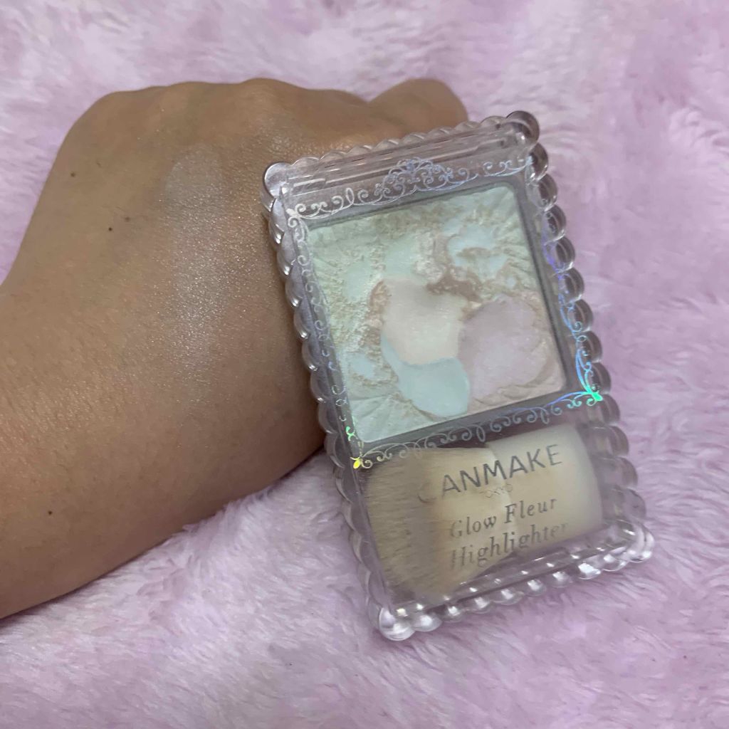 グロウフルールハイライター/キャンメイク/パウダーハイライトを使ったクチコミ(1枚目)