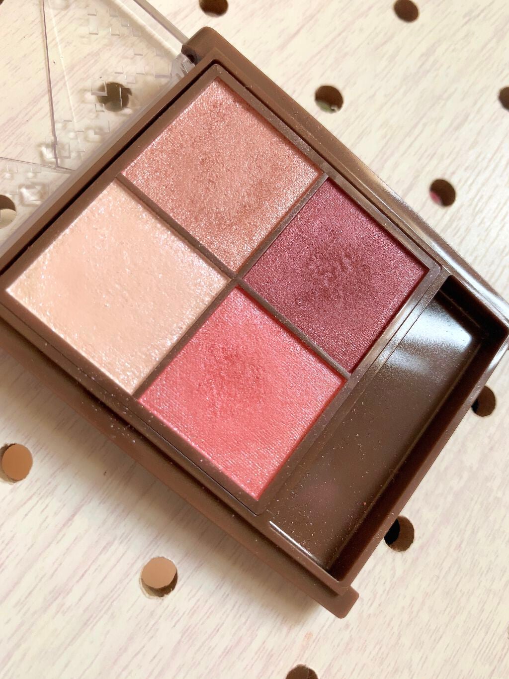 ニュアンスオンアイシャドウ/CEZANNE/アイシャドウパレットを使ったクチコミ(2枚目)