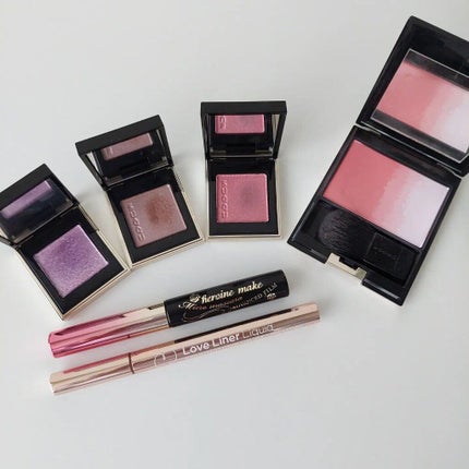 トーン タッチ アイズ/SUQQU/単色アイシャドウを使ったクチコミ(4枚目)