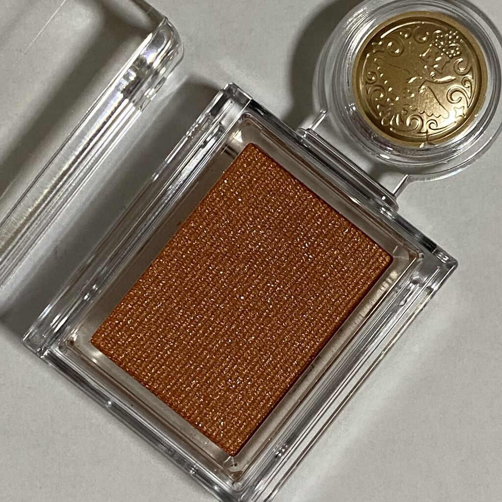 シャドーカスタマイズ OR300　みちしるべ/MAJOLICA MAJORCA/単色アイシャドウを使ったクチコミ（3枚目）