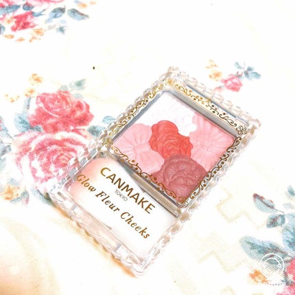 グロウフルールチークス/キャンメイク/パウダーチークを使ったクチコミ(1枚目)