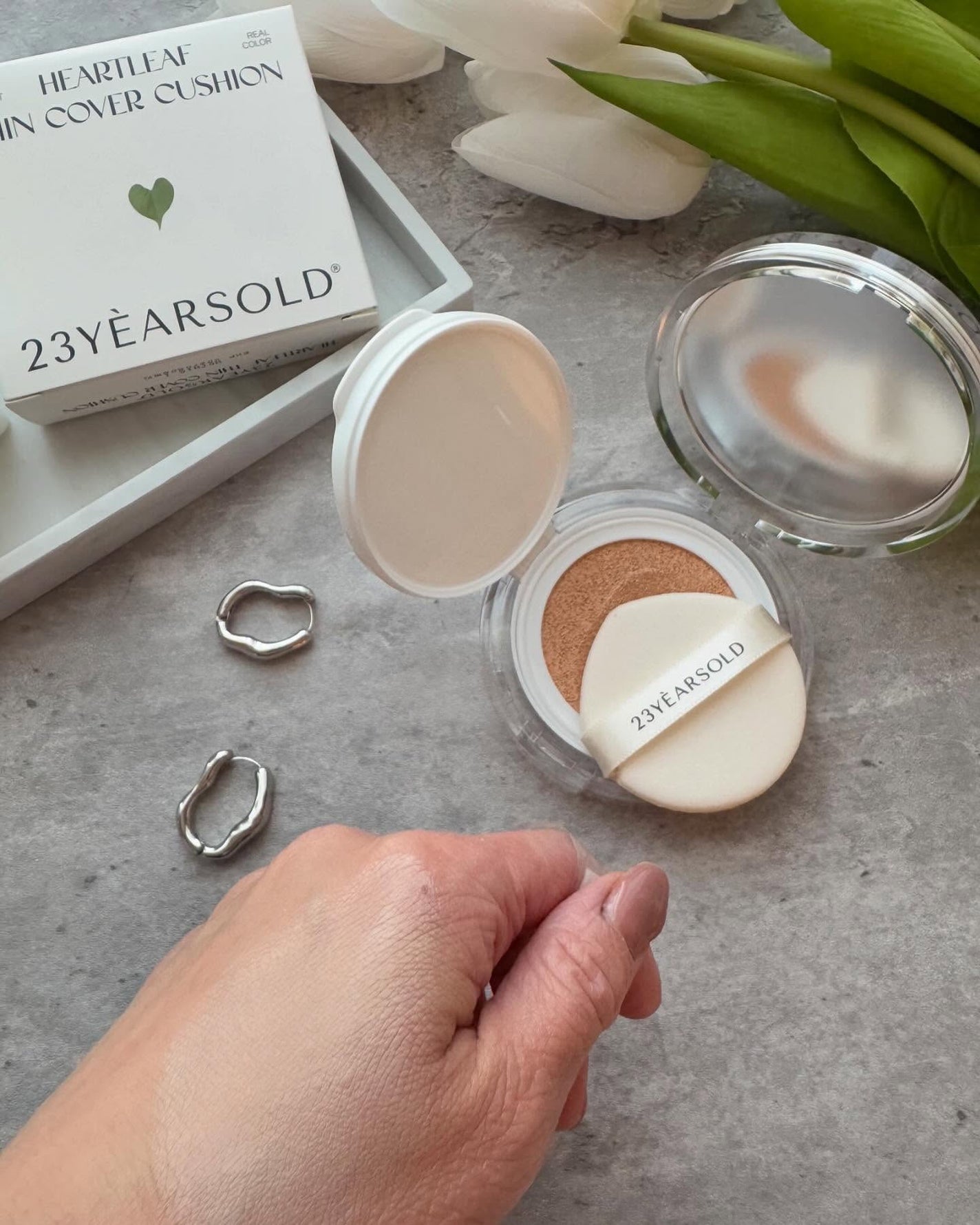 arisya08 on LIPS 「美容成分65%配合でトラブル肌のケアとカバーを同時にできるクッ..」(2枚目)