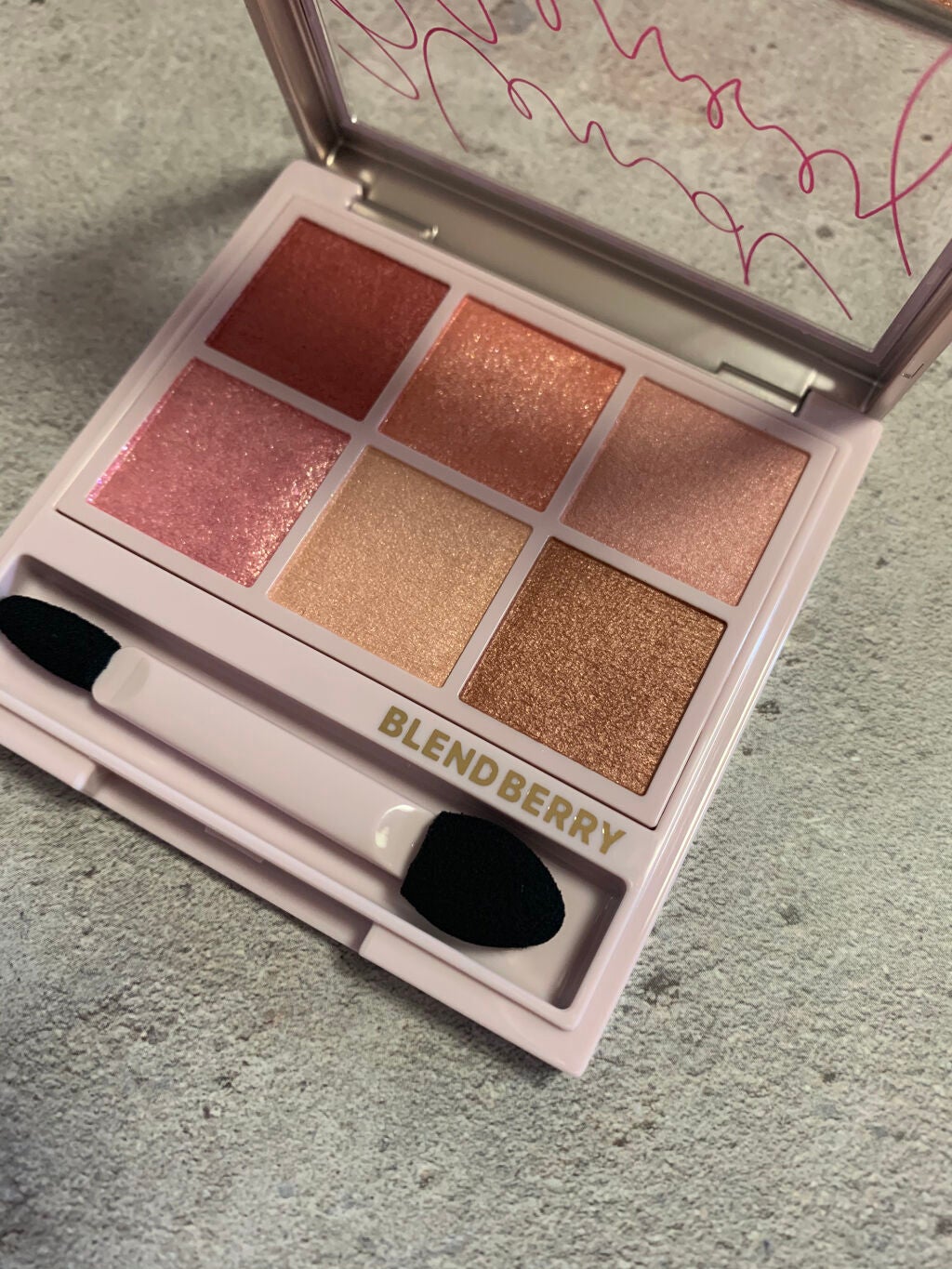 オーラクリエイション/BLEND BERRY/アイシャドウパレットを使ったクチコミ(3枚目)