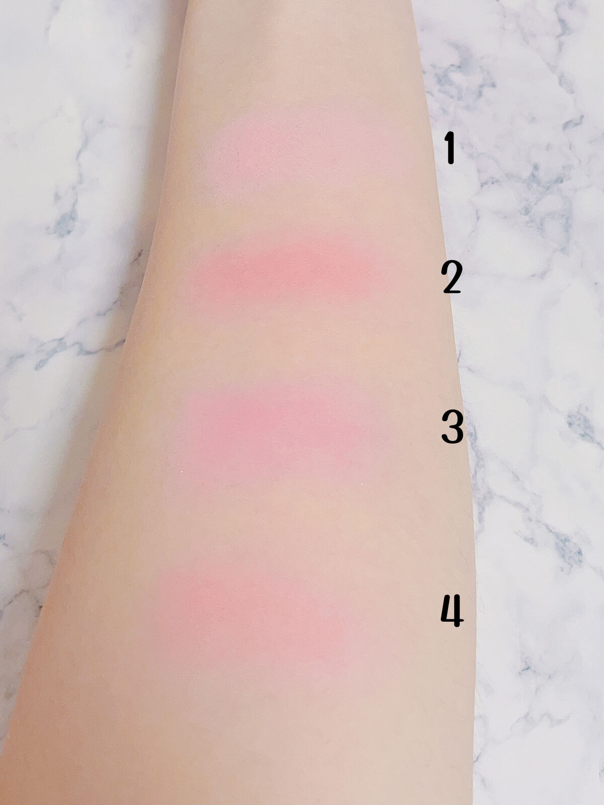 ブレンディングムードチーク/dasique/パウダーチークを使ったクチコミ（3枚目）