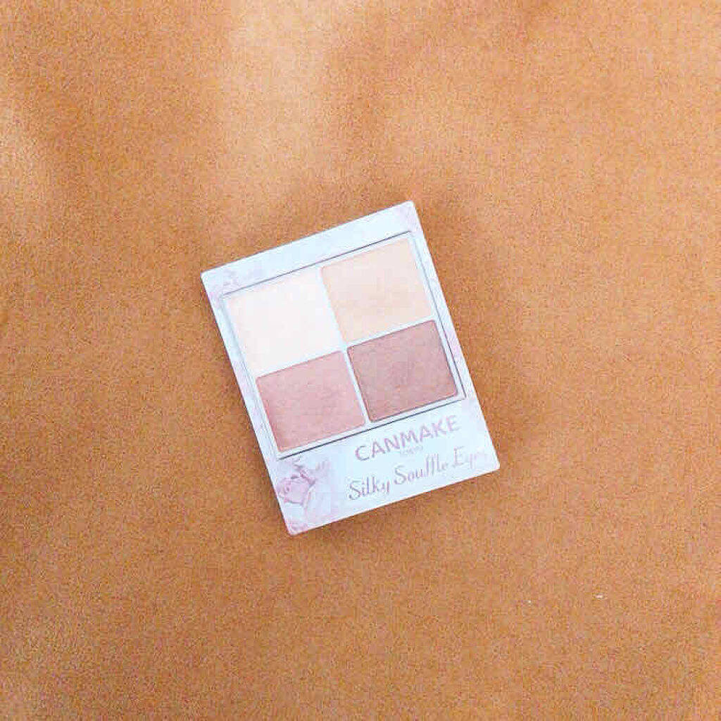 【記録用】

キャンメイク
シルキースフレアイズ02




これはほんとに買ってよかった！

しっかりまぶたに密着してくれて、質感サイコーです😊

また左上のカラーが涙袋にぴったりなんです!!

03も欲しくなってきた…😂


 #L