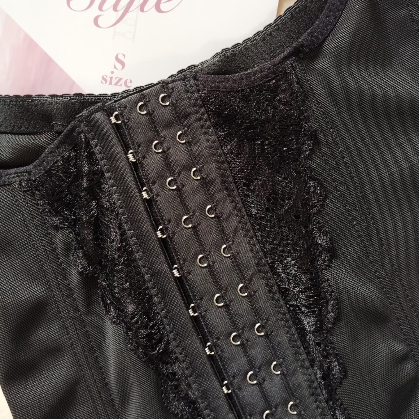 slim corset/DOLLY STYLE/ボディグッズを使ったクチコミ（2枚目）