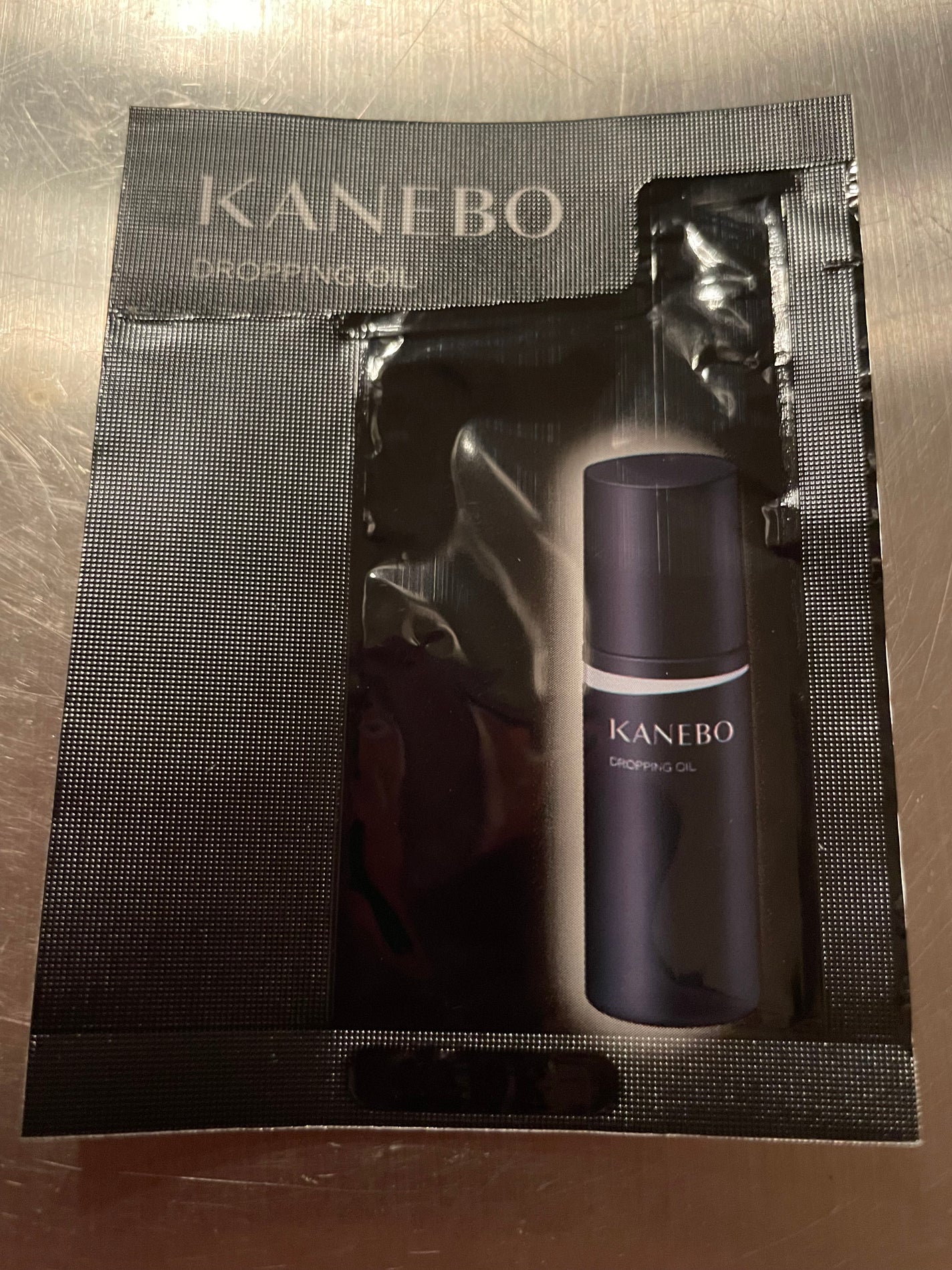 プランクトン on LIPS 「#カネボウ オイル試供品をいただきました。サラッとしたオイルで..」(1枚目)