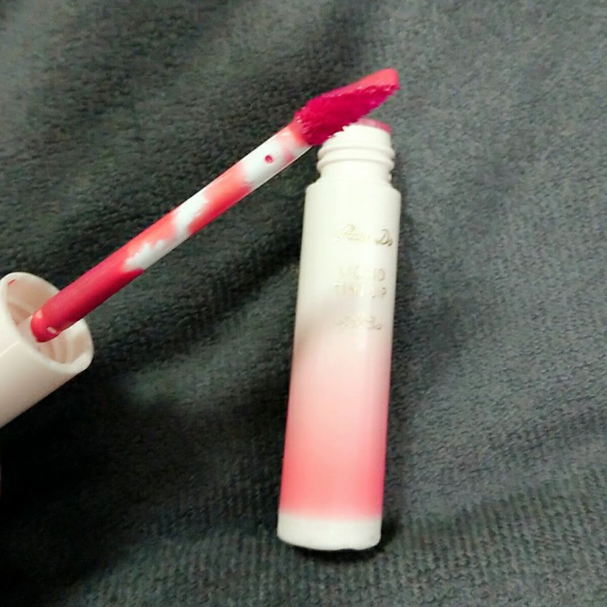 リキッドティントリップ/パラドゥ/リップティントを使ったクチコミ（2枚目）