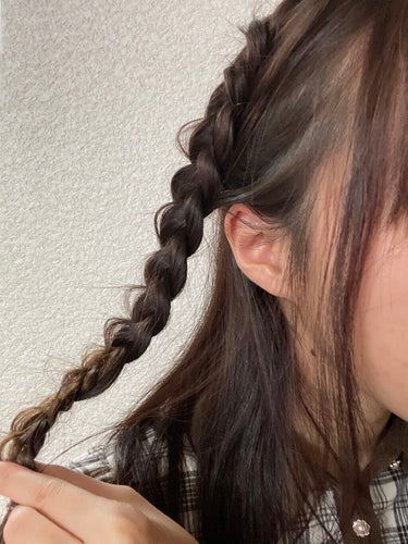 桜庭ななせ（フォロバ100） on LIPS 「特別な日にオススメ♪お花ヘアアレンジ💐まず両サイド編み込み〜三..」（2枚目）