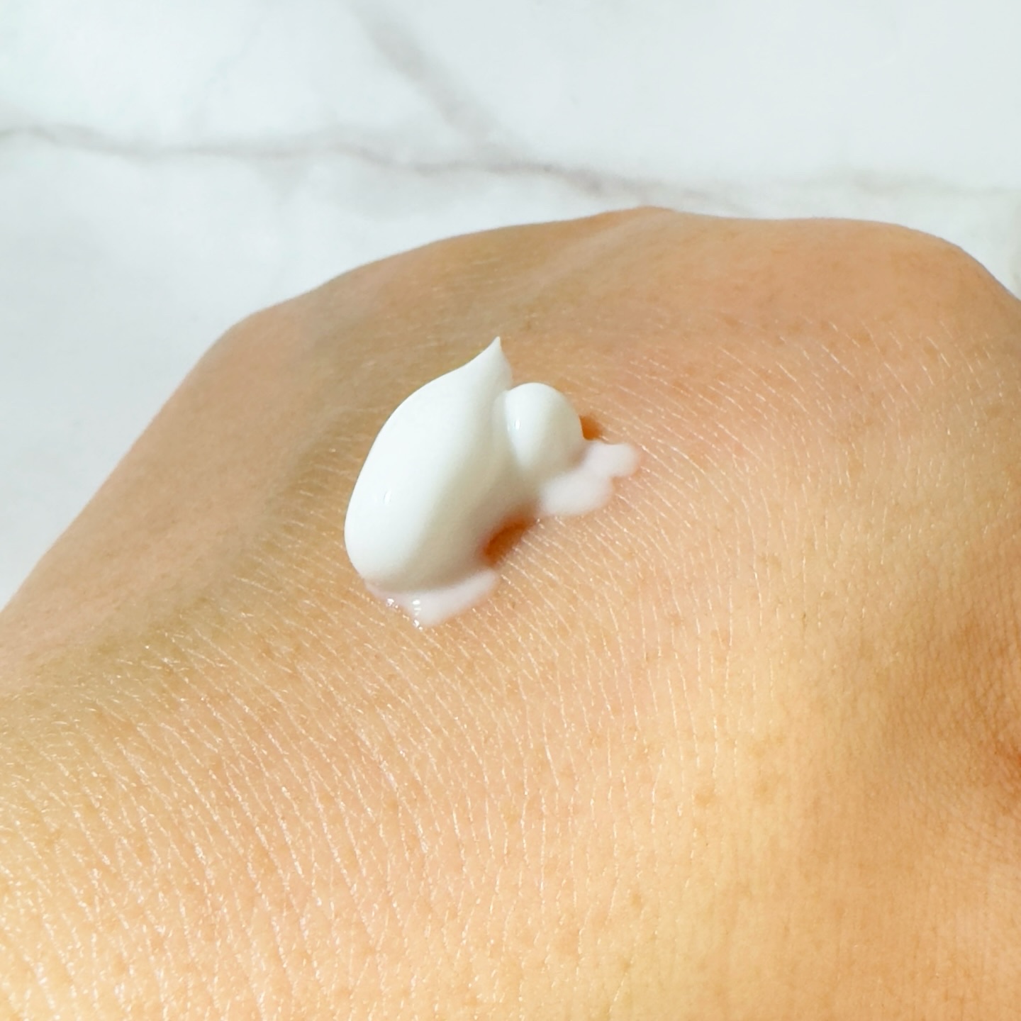 アウアスキン ボディローション/モンディエス/ボディローションを使ったクチコミ（2枚目）