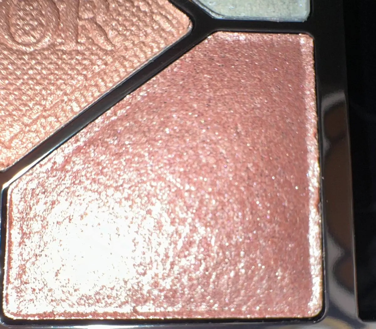 ディオールショウ サンク クルール/Dior/アイシャドウを使ったクチコミ（3枚目）