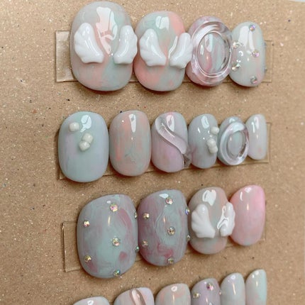 つけ爪やさん \MUU/ on LIPS 「はじめて羽付けたけど…かわいすぎてびっくりした.BASEショッ..」(3枚目)