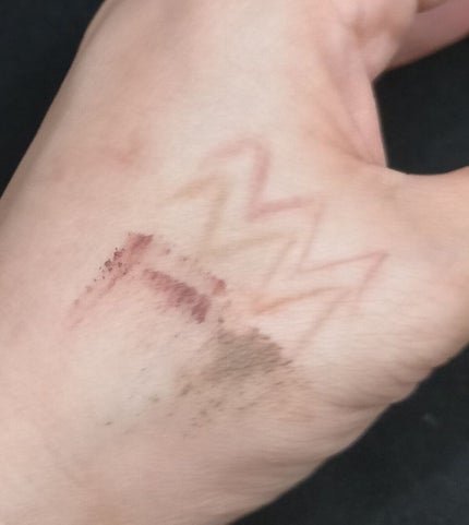 ブロウインク カラーティントデュオ/MAYBELLINE NEW YORK/眉ティントを使ったクチコミ(2枚目)