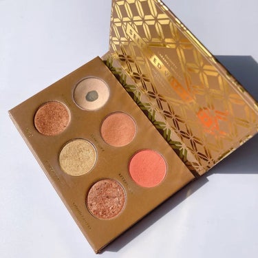 Caramel Melange Voyager Palette/ZOEVA/アイシャドウパレットを使ったクチコミ（2枚目）