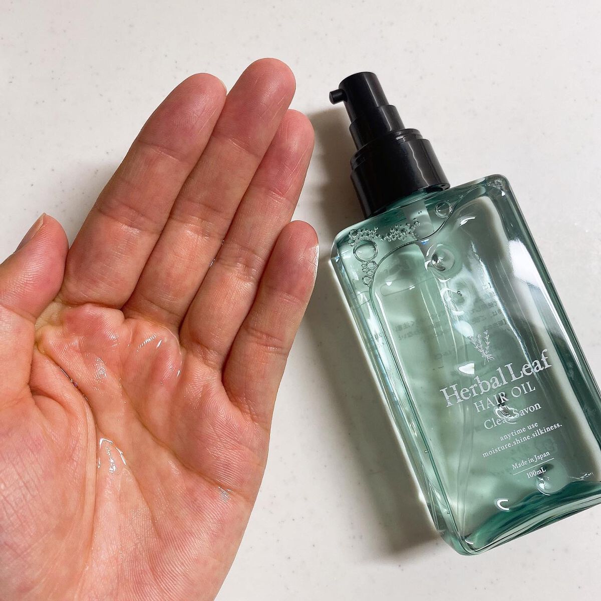 オーガニックヘアオイル クリアサボンの香り/ハーバルリーフ/アウトバストリートメントを使ったクチコミ（2枚目）