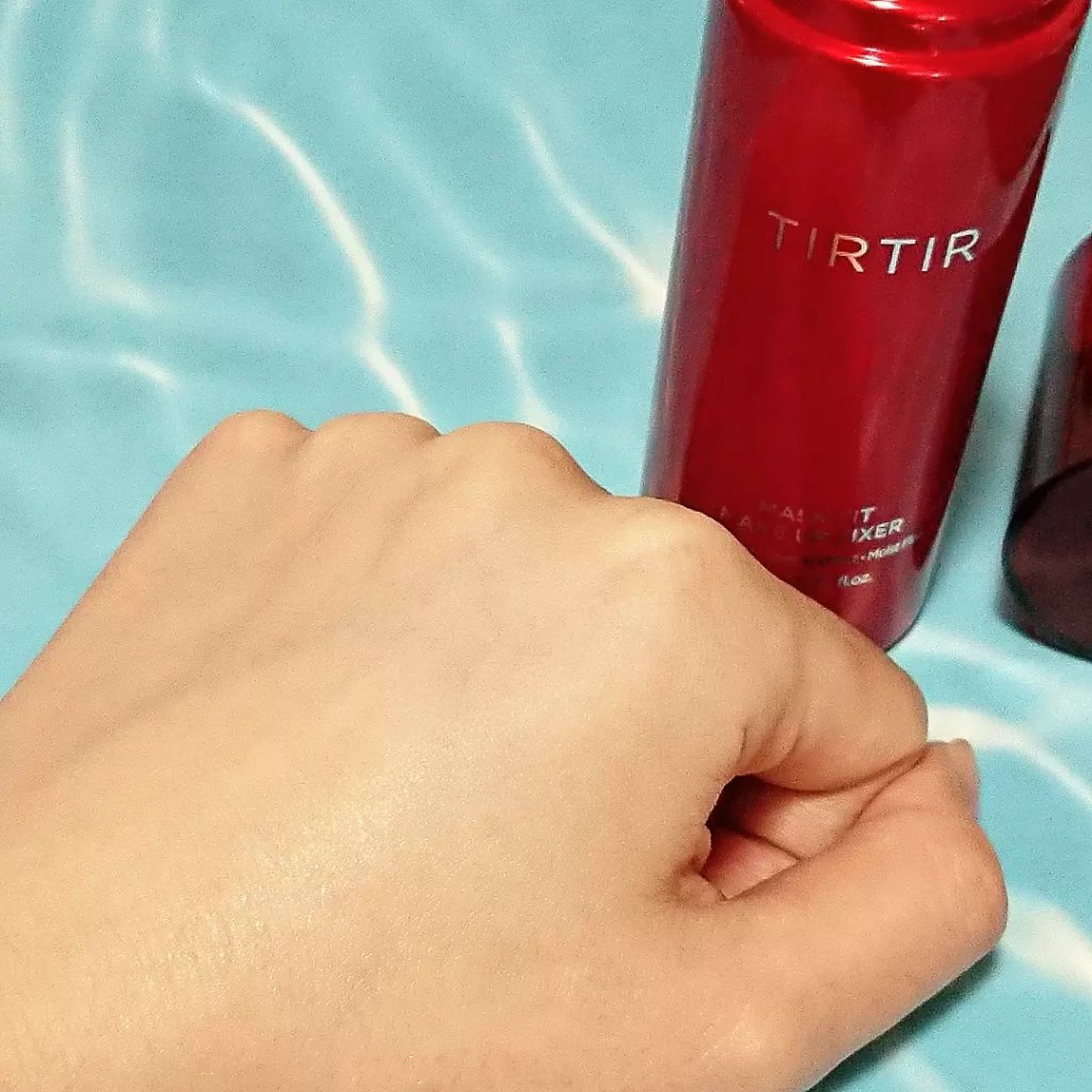 マスクフィット メイクアップフィクサー/TIRTIR(ティルティル)/フィックスミストを使ったクチコミ（3枚目）
