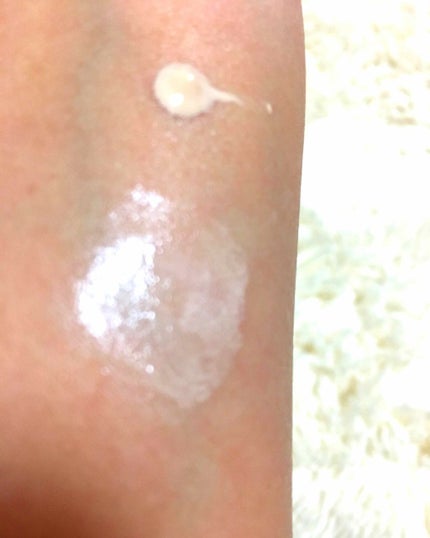 ビオレUV SPF50+の化粧下地UV 皮脂テカリ防止タイプ/ビオレ/化粧下地を使ったクチコミ(3枚目)