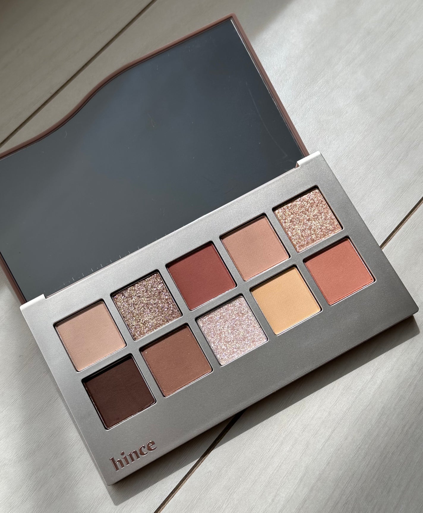 ニューデップスアイシャドウパレット/hince/アイシャドウパレットを使ったクチコミ(1枚目)