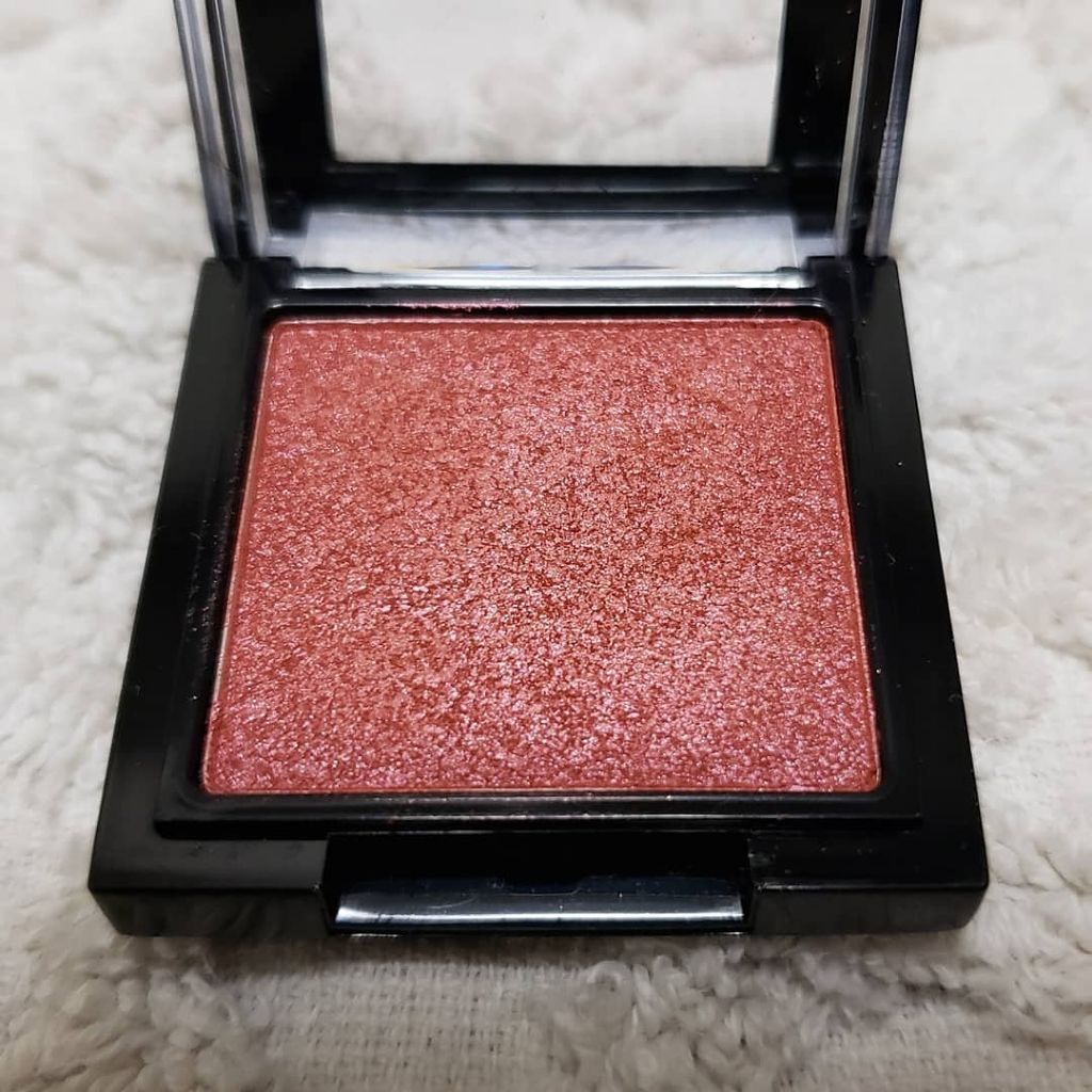 シングルアイシャドウ/マリブビューティー/単色アイシャドウを使ったクチコミ（2枚目）