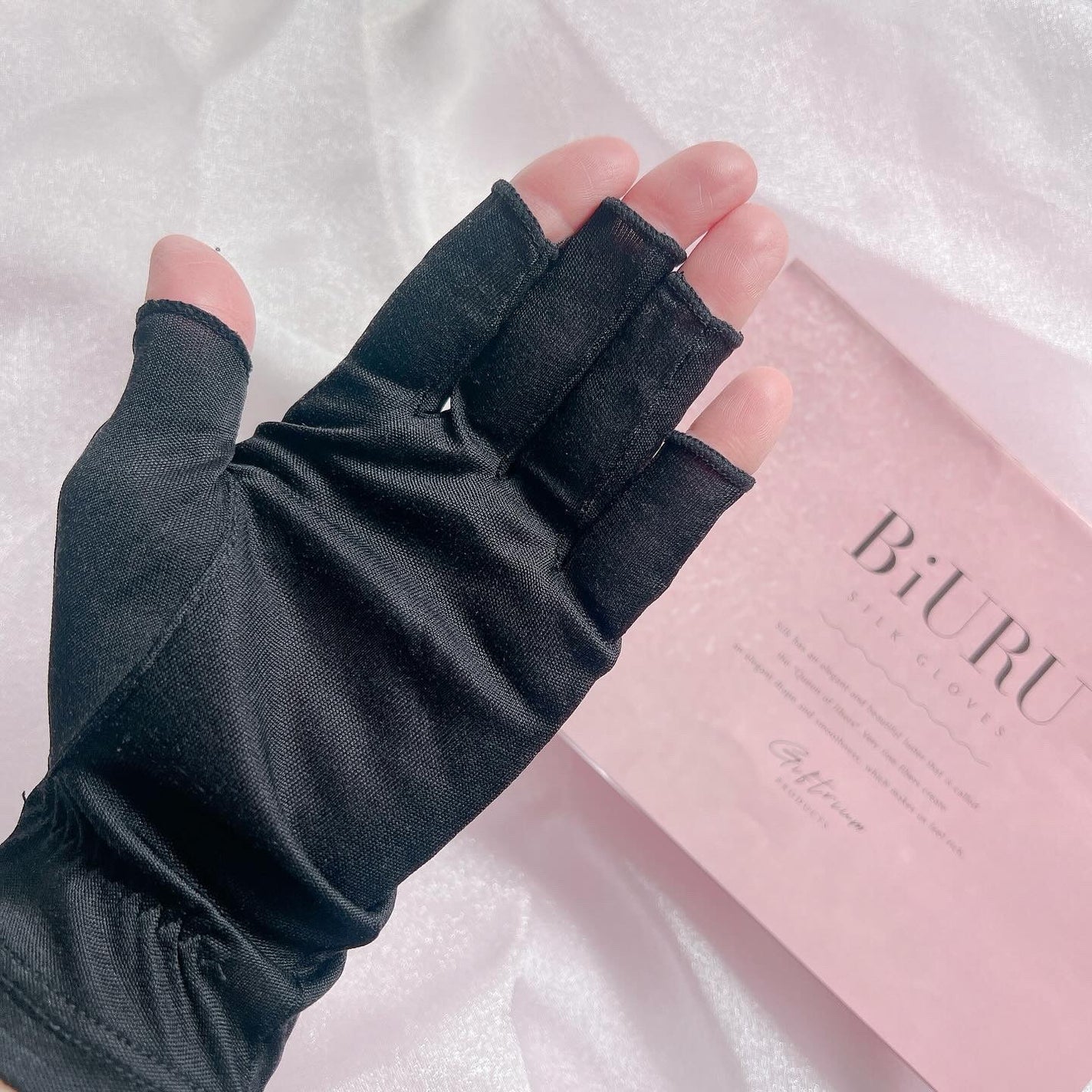 シルク手袋/BiURU/その他を使ったクチコミ(2枚目)