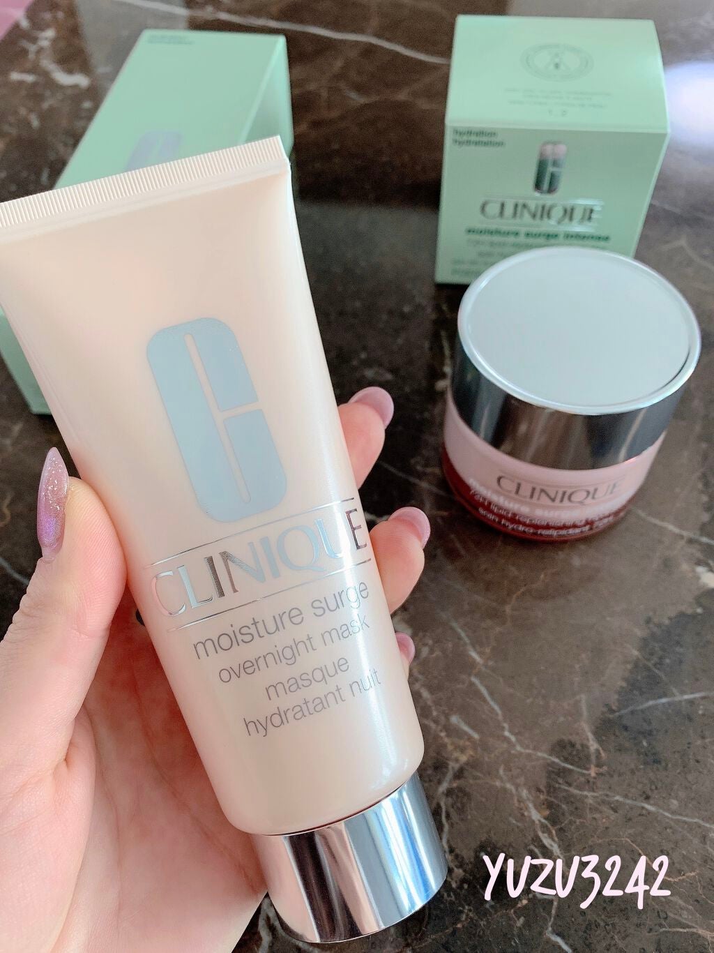 モイスチャー サージ オーバー ナイト マスク/CLINIQUE/フェイスクリームを使ったクチコミ(1枚目)