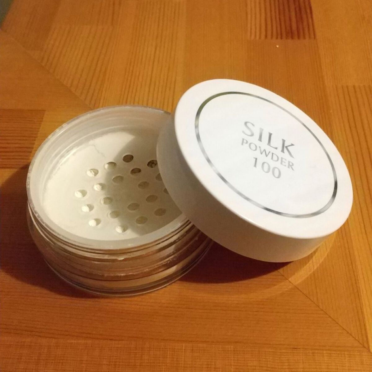 シルクパウダー100/北尾化粧品部/ルースパウダーを使ったクチコミ（2枚目）