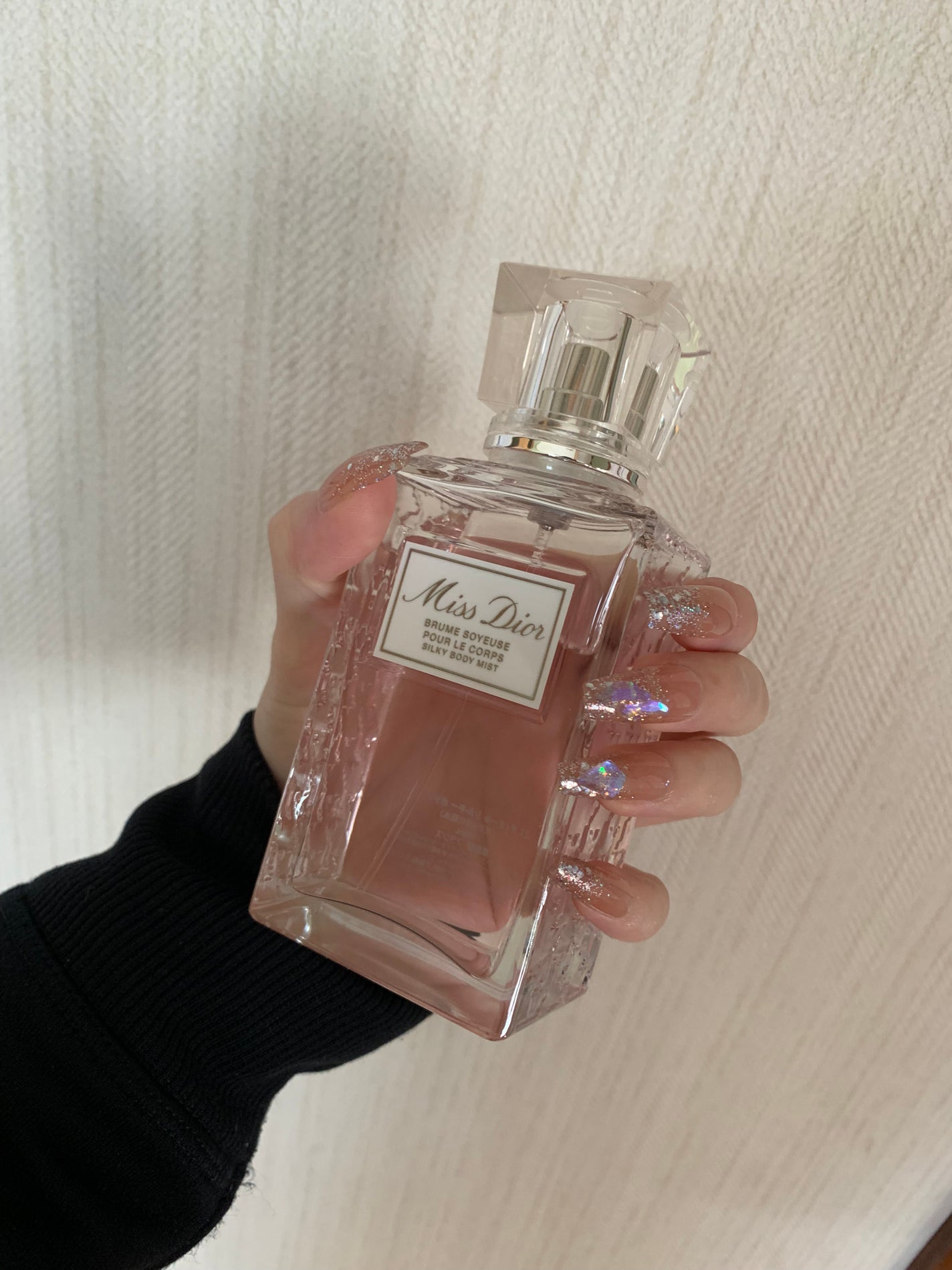 orange_make_v6r on LIPS 「SHEINでネイルチップを購入しました!ラメがポロポロとれるけ..」(1枚目)