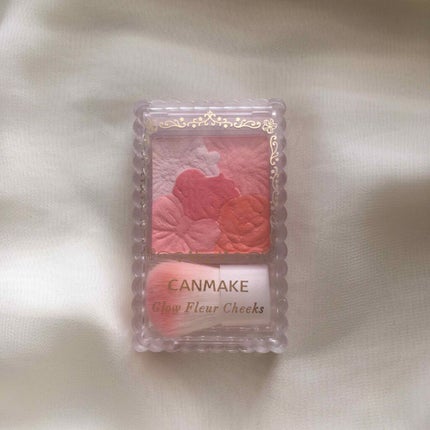 グロウフルールチークス/キャンメイク/パウダーチークを使ったクチコミ(1枚目)