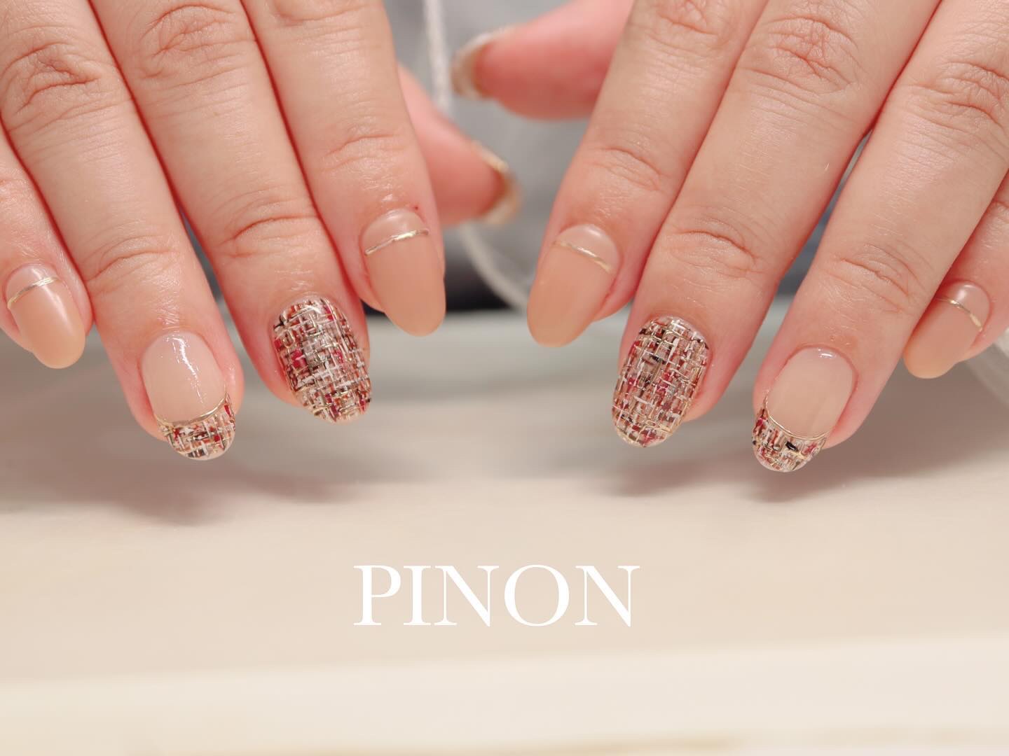 #冬ネイル,#赤推しネイル,#ツィードネイル,#マットネイルのネイルデザイン