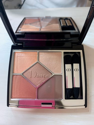 【旧】サンク クルール クチュール 429 トワル ドゥ ジュイ/Dior/パウダーアイシャドウを使ったクチコミ（1枚目）