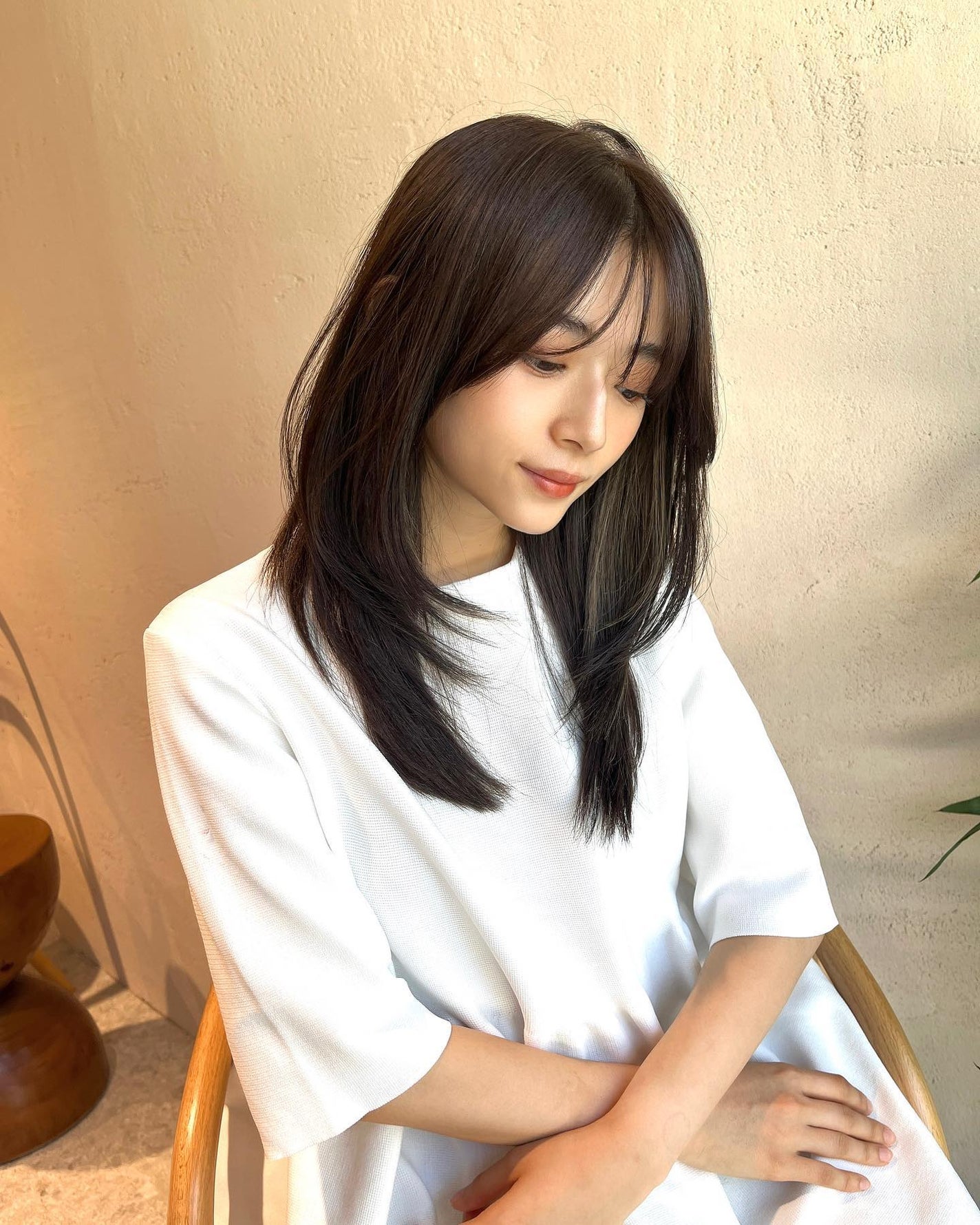 HARUNA on LIPS 「人気スタイル🌸柔らかいレイヤー🫶ストレートアイロンで作れる動き..」(3枚目)