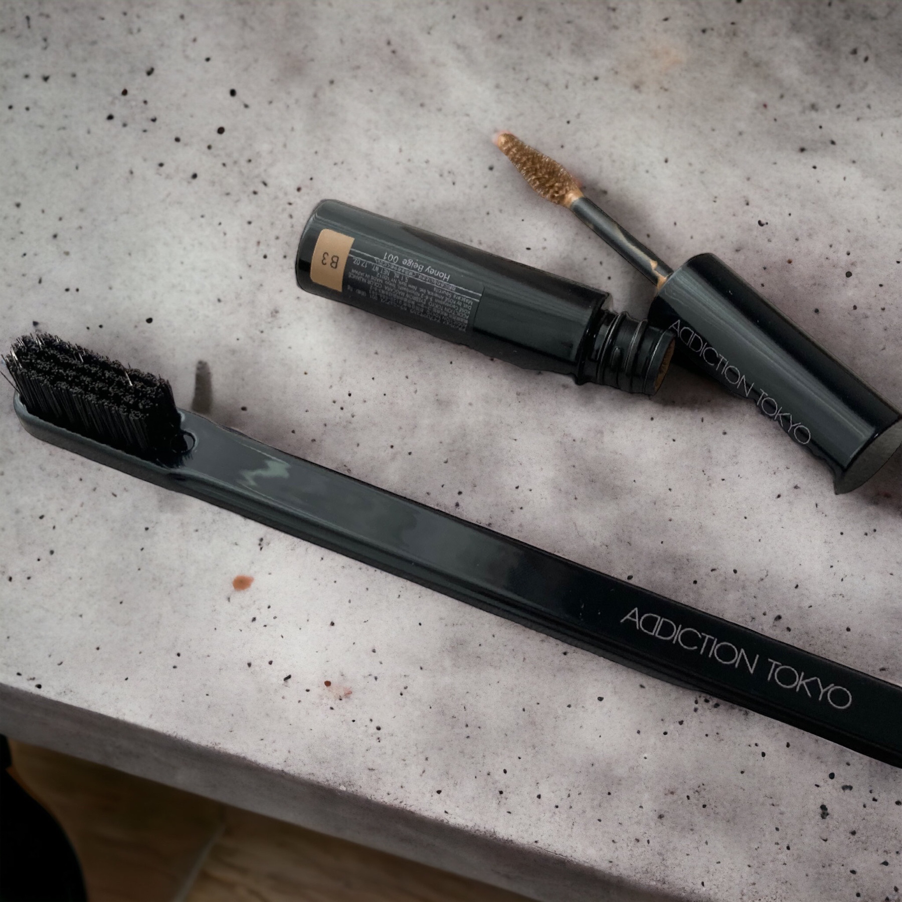 アイブロウブラシ グルーマー 03/ADDICTION/メイクブラシを使ったクチコミ（2枚目）