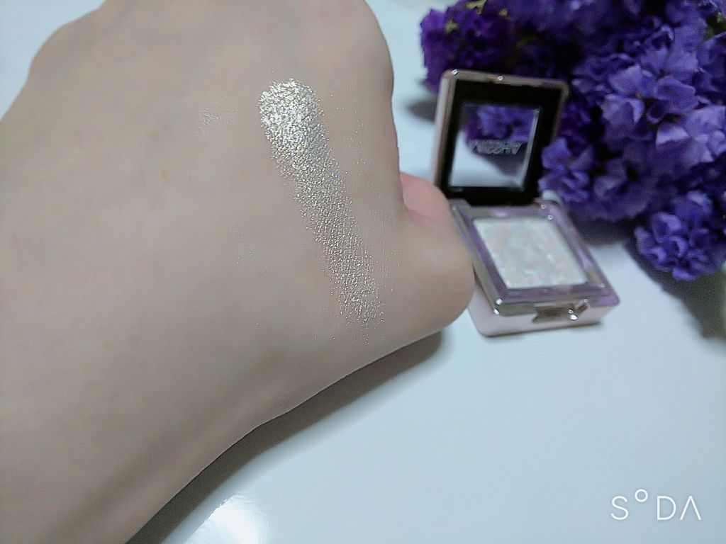 グリッタープリズム シャドウ/MISSHA/グリッターを使ったクチコミ（3枚目）